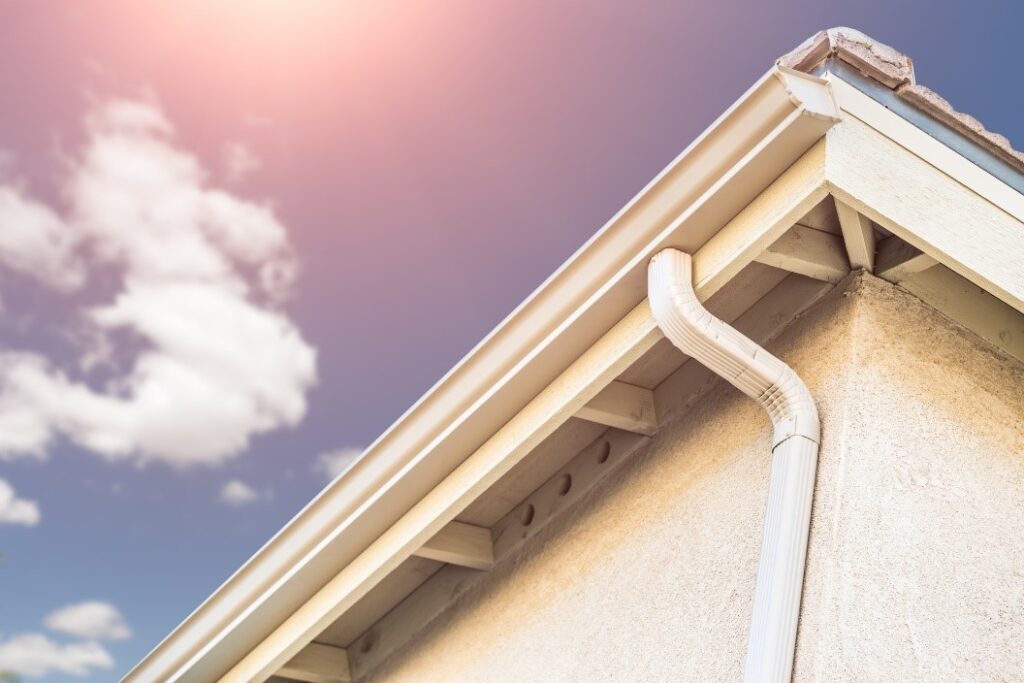 Reasons Why Summer Is the Best Time for Gutter Maintenance